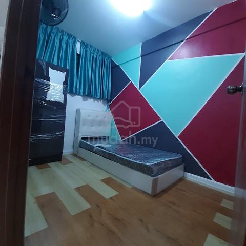 Rista Villa Apartment in Putra Perdana Excellent Room 1