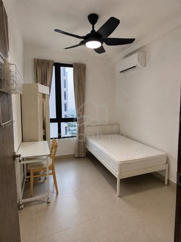 1-pax Common Room, Pandan Heights JB 1