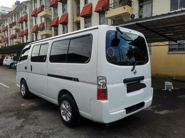 Nissan urvan E25. dia - 3