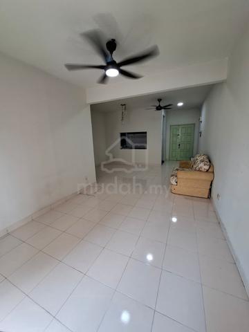 Melur Apartment 1