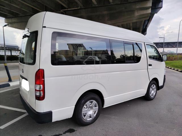 2009 Toyota Hiace 2.5 (M) High Roof Window Van - 4