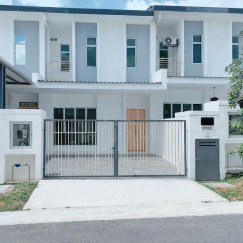 Brand New Double Storey House @ Myra Gardens Kundang Rawang Selangor 1