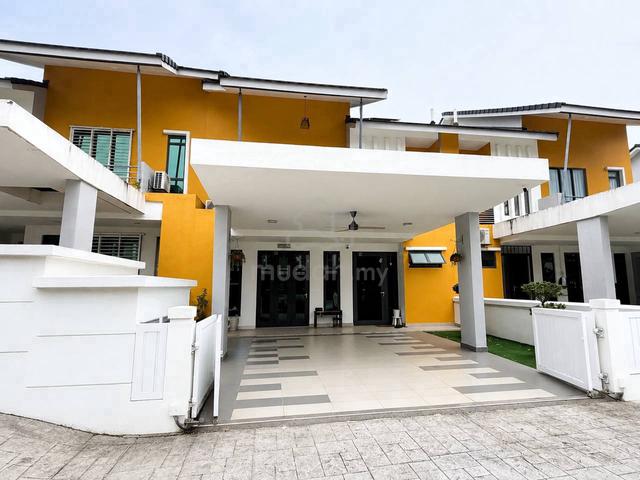 [FREEHOLD] Rumah Teres 2 Tingkat Pelangi Residence @ Presint 11 1