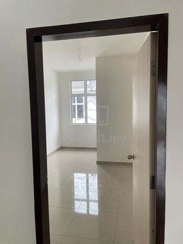Jalan Wau Merak All Race Low Rental Low Deposit Below Market LightFan 2