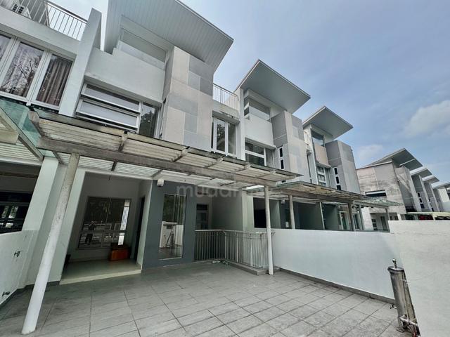 4 Storey TIARA RESIDENCE Selayang [ BRAND NEW CONDITION ] 1