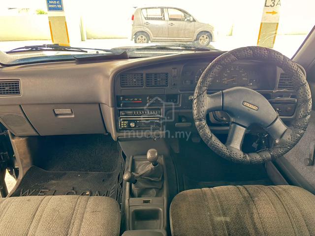 1995 Toyota HILUX 4.0 SINGLE CAB (M) - 5
