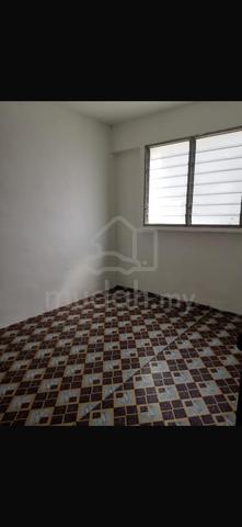 Desa Rahmat Apartment 1