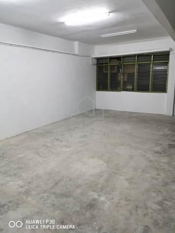Commercial Shoplot For Rent / Taman Segar Cheras 1