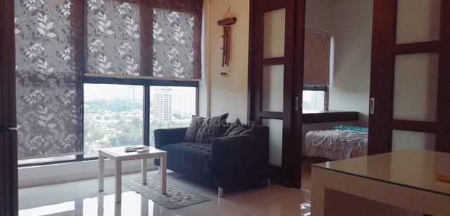 Bay Point @ Country Garden Danga Bay 1