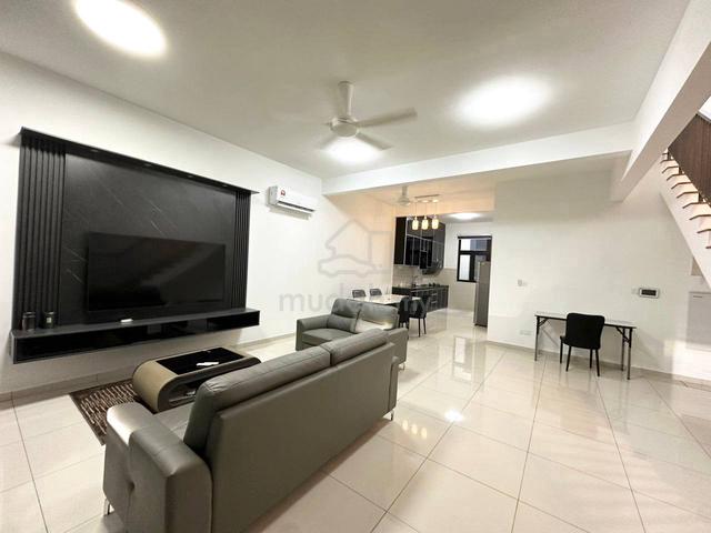 Sunway Citrine Lakehomes 1
