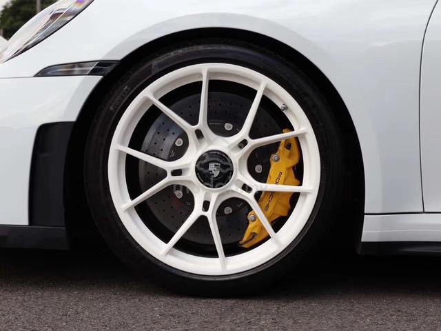 2025 Porsche 911 GT3 Touring (992 II) APPROVED CAR - 4