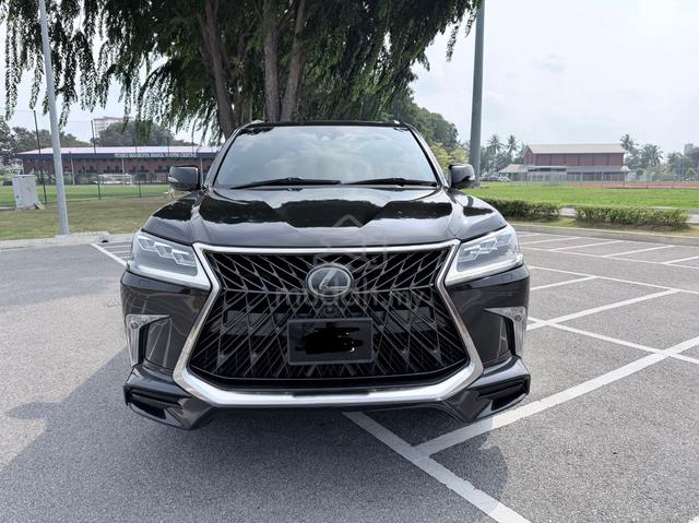 URGENT SELLING 2018 Lexus LX570 5.7 (A) - 2