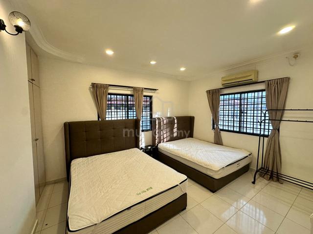 Single storey bungalow house at Tengkera for rent 1