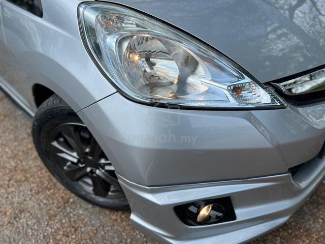 2014 Honda JAZZ 1.3 HYBRID (A) FACELIFT TIPTOP - 3
