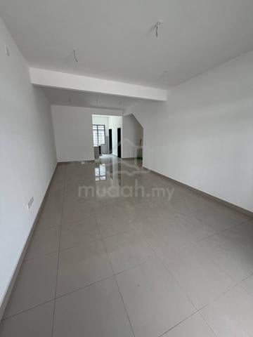 Bandar Dato Onn/ 2 Storey/ 3bed 3bath/ 18x65 sqft/ Dual Key/ Brand New 1