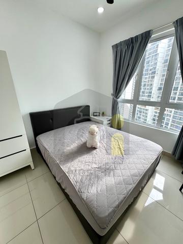 Medium Room in Sungai Ara | Male Unit | Fully Furnished 1