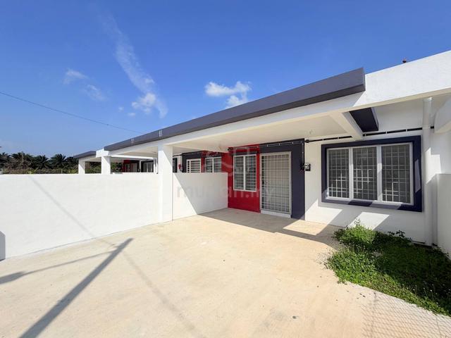 [RUMAH BARU] 1 Storey Terrace, Taman Salak Kasturi, Sepang 1