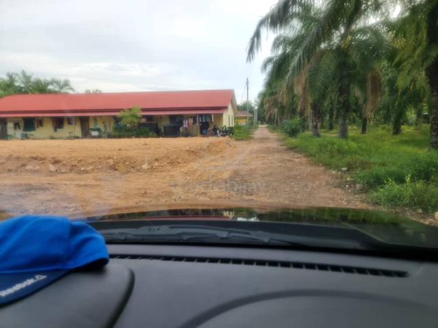 Lot 4950kps Terus Pindahmilik 14A di Pjbt Tanah di Jln Rizab Zazuli 1