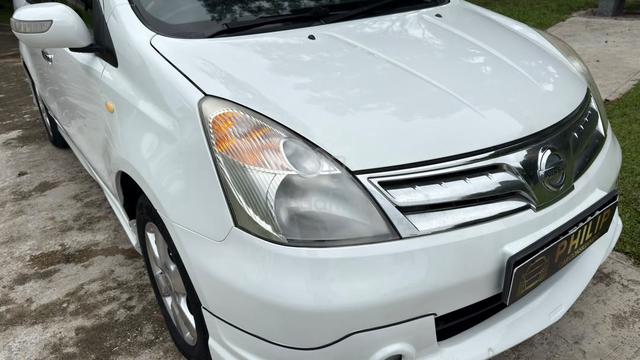 2012 NISSAN GRAND LIVINA 1.8 Cantik Boleh Loan Lgi - 4