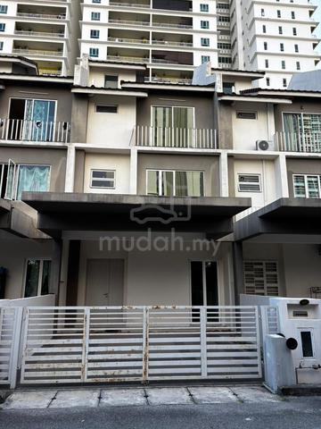 FOR SALE | 3-Storey Terrace House @ Jalan Mahsuri, Bayan Baru, Penang 1