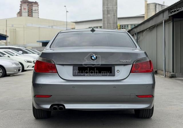 FACELIFT 6 CYLINDER 2007 Bmw 523i 2.5 SE (A) - 4