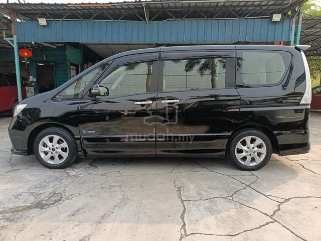 Nissan Serena 2.0 (A) S/Hybrid 2013 - 5