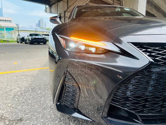2022 Lexus IS300 2.0 F-SPORT Mode Glitter 5A 10KKM - 5