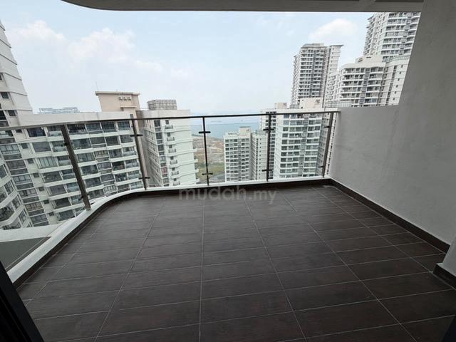 Bay Point @ Country Garden Danga Bay 1