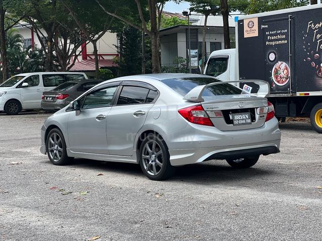 2016 Honda CIVIC 2.0 SE MODULO NAVI FACELIFT (A) - 3