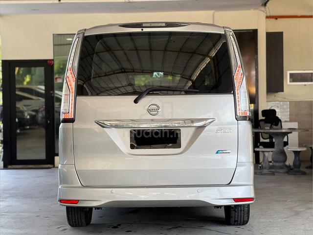 2016 Nissan SERENA 2.0 S-HYBRID HIGHWAY STAR FSR - 4