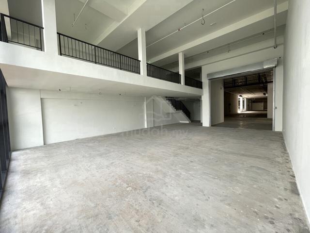 FREEHOLD Bandar Bukit Raja Klang 1.5sty Shop Office Warehouse Factory 1