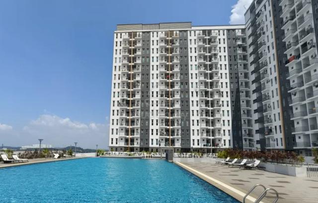 Ascotte Boulevard 1