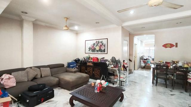 Kasawari Height, Bandar Puchong Jaya, 1.5 storey link house 1