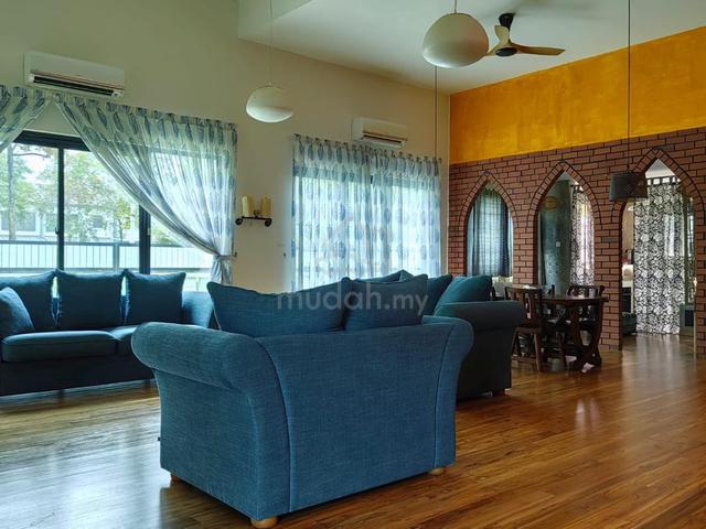 Semi-Detached House, Puchong, Selangor. 1