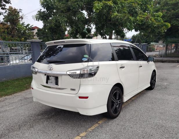 2014 Toyota WISH 1.8 X ZGE20G FACELIFT (A) - 3