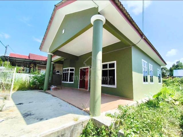 (CANTIK!!) Rumah Semi D Setingkat @ Taman Parit Sepayong, Parit Bakar 1