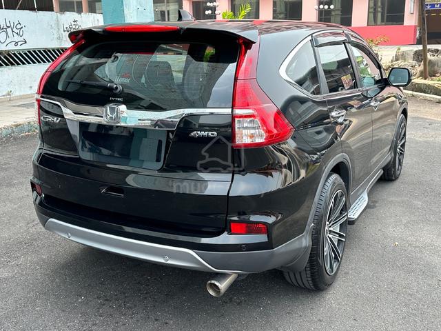 2017 Honda CR-V 2.4 4WD FACELIFT ✅ 48k KM Mileage✅ - 5