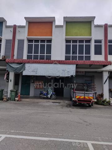 Bentong REPAS POINT 2 storey shop facing open ground 1