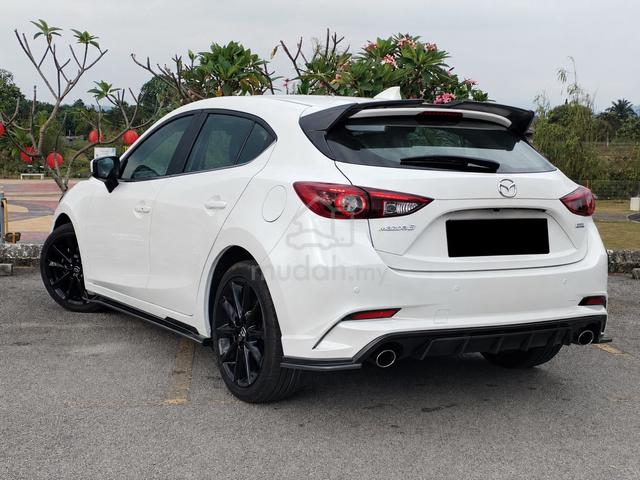 2018 Mazda 3 2.0 HATCHBACK SKYACTIV (CKD) - 2