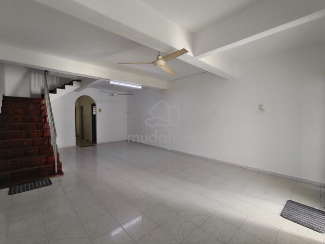 FreeHold Double Storey Terrace For Sale📌Taman Desa Damai Cheng 1