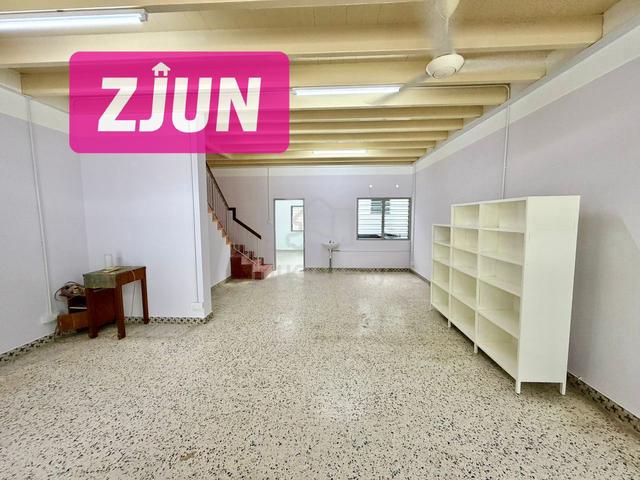 【GOOD RENT!】 Double 2 STOREY Terrace 1400sf Land ISLAND HOSPITAL Tikus 1