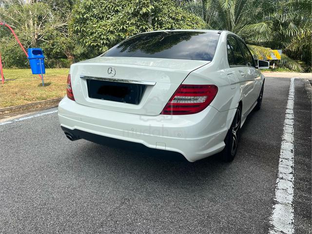 2012 Mercedes Benz C200 1.8 AMG FACELIFT (A) - 2