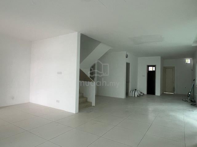 Gated 3 Storey Semi D | Taman Villa Permai | Raja Uda Ong Yi How 1