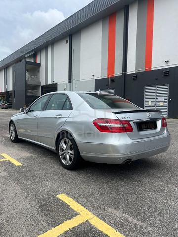 2012 Mercedes Benz E-CLASS 1.8 200 CGI BLUEEFCY - 3