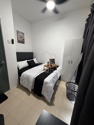Balcony Room - Premium Coliving Klang 1