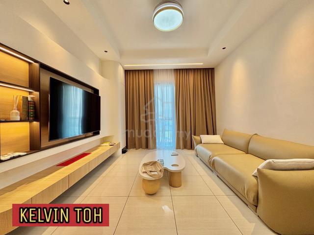 Queens Residences Q1 @ Queens Waterfront 1