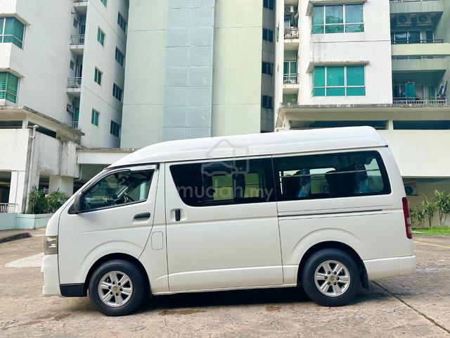 11 seaters 2012 Toyota HIACE 2.5 HIGH ROOF (M) - 2