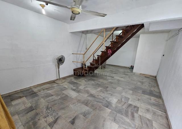 House for Sale - 2 Storey @ Taman Sri Gombak Jalan SG 1/25 1