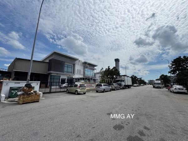 Bandar Bukit Raja 1 Half Storey Semi D Factory 150 Freehold 1
