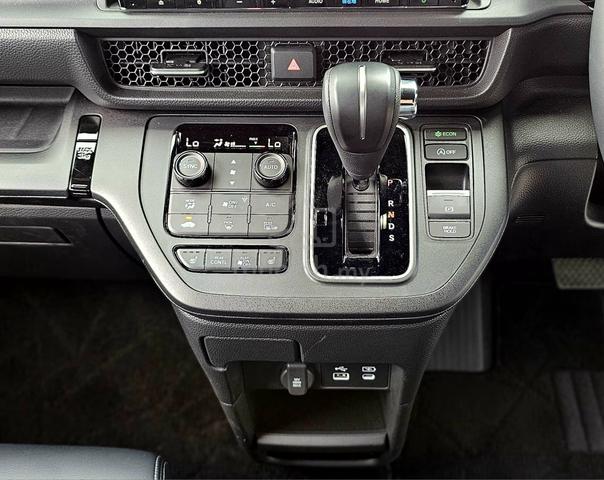 2024 Honda STEPWAGON 1.5 SPADA (A) - 5